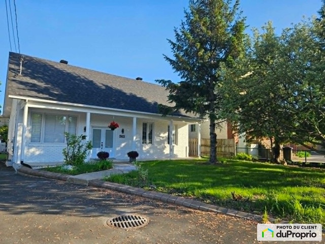 $785,000 - Bungalow for sale in Fabreville — photo 2