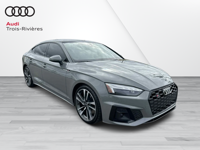 2022 Audi S5 eligible for the Audi Certified:plus (CPO) programme, comes with 2 keys — an elegant an...