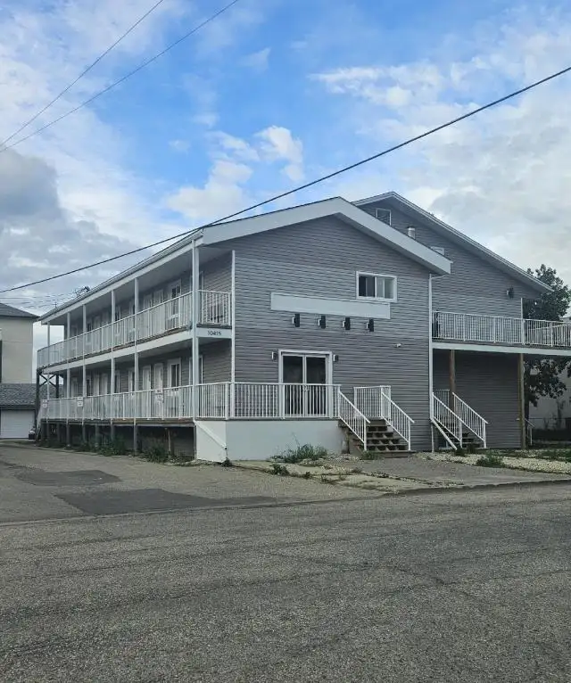 Bachelor suites for working adults- Save on hotels in G.P.