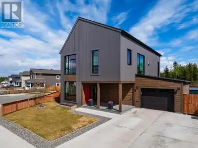Discover Yukon elegance at 2 Chakawana Lane, a stunning 3-bed, 3-bath, 2,111 sq. ft. home on a premi...