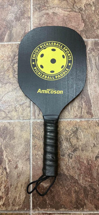 Pickleball Paddle   Brand New!  1 FREE Pickleball with purchase!