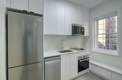 modern studio apartment near Concordia - ID 1469