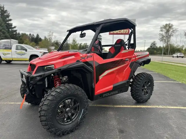 2025 POLARIS GENERAL 1000 XP PREMIUM (FINANCING AVAILABLE) in ATVs in Strathcona County - Image 3