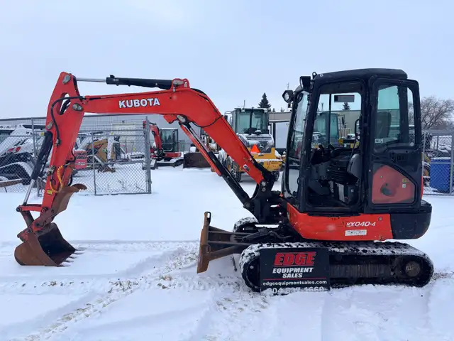 2020 KUBOTA KX040-4 EXCAVATOR-BOBCAT,JOHN DEERE ETC in Heavy Equipment in Regina - Image 2