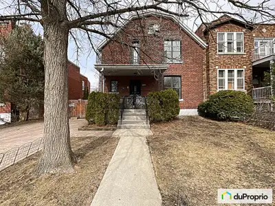 Traduction automatique Maison magnifiquement rénovée dans un emplacement privilégié à Côte-des-Neige...