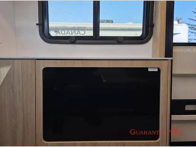 2026 Triple E ( LEISURE TRAVEL VANS ) Unity 24MBL in RVs & Motorhomes in Calgary - Image 21