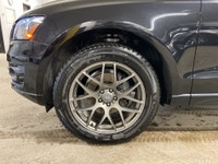 ?? 2012 Audi Q5 3.2L Premium - V6 Power, Pano Roof & B&O Sound! Experience the perfect blend of Audi... (image 8)