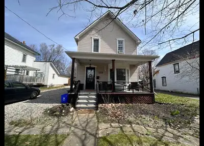 Lovely 3 Bedroom Century Home in Ingersoll! This home is situated in a quiet area, on a school bus r...