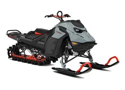 FAITES-VITE ! Modèle exclusif à la vente exclusive du printemps SKIDOO. Chaque modèle Ski-Doo Summit...
