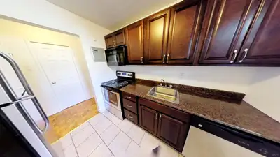 AVAILABLE MAY 1ST!!! PET FRIENDLY!!! 2 BEDROOM!!! VIRTUAL TOUR: https://my.matterport.com/show/?m=Te...