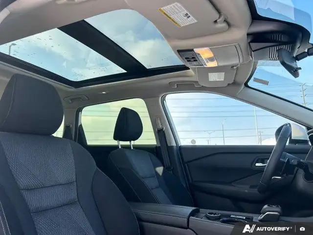 2024 Nissan Rogue SV Awd | Cloth | Moonroof | Accident Free in Cars & Trucks in Mississauga / Peel Region - Image 26