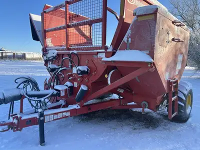Welcome to Horizon Ag & Turf Location: Horizon Ag & Turf Falher 2016 HIGHLNE CFR650 BALE PROCESSOR,...