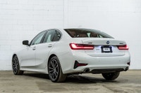 *English below* *Français:* Cette élégante BMW 330i xDrive 2022, provenant d'un seul propriétaire ay... (image 5)