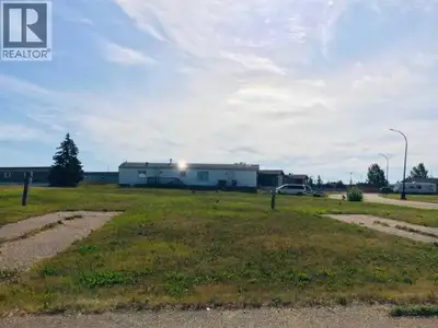 This oversized double lot may just be the perfect lot to place your new home! Conveniently located n...