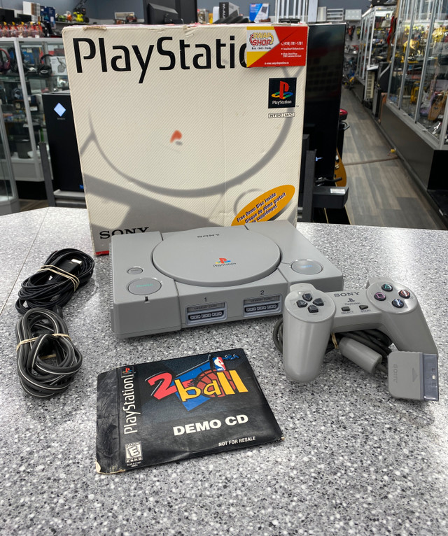 Sony Playstation 1 PS1 Boxed w/Demo Disc in Older Generation in City of Toronto