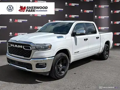 This Ram 1500 has a dependable Regular Unleaded V-6 3.6 L/220 engine powering this Automatic transmi...