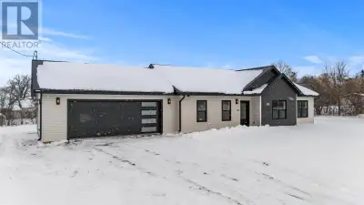 Welcome to 95 Landing Place at Lower Montague. This modern 3-bedroom, 2-bath rancher offers the perf...