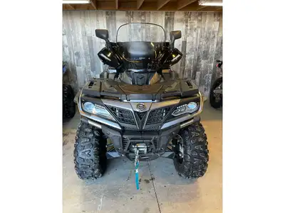CFMOTO Cforce 800 XC EPS 2020 Bien équipées winch coffre arrière 2x4 / 4x4 power steering hitch et p...