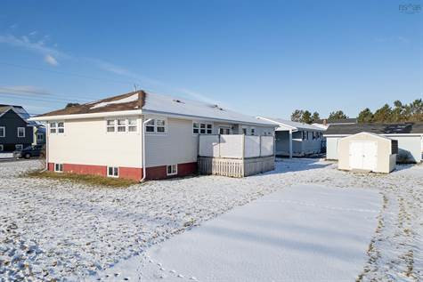 24 Fletcher Drive in Houses for Sale in Truro - Image 2