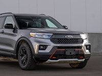 CARGET AUTOMOTIVE is thrilled to offer this 2022 Ford Explorer Timberline, a rugged, off-road-focuse... (image 4)