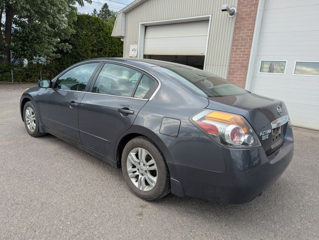 2011 Nissan Altima 2.5 dans Autos et camions  à Ville de Québec - Image 3