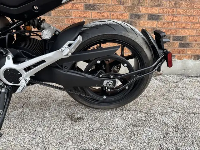 2021 Zero Motorcycles SR/S SRS ZF 14.4 **LIKE NEW** in Street, Cruisers & Choppers in Markham / York Region - Image 31