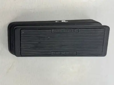 Dunlop Cry Baby Standard Wah Pedal, View more