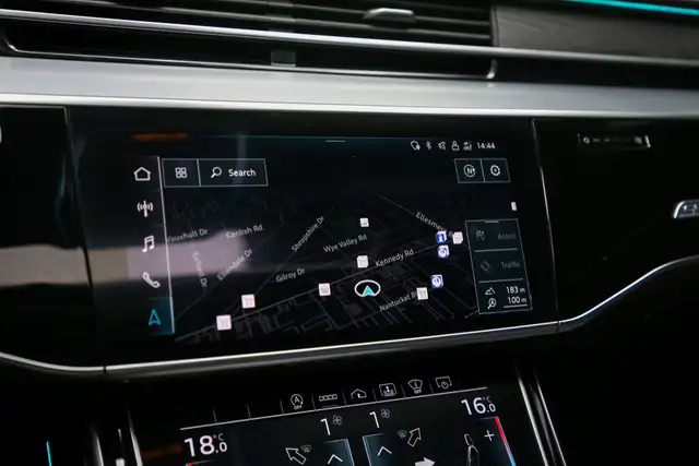 2021 Audi A8 60 TFSI V8 QUATTRO |NOACCIDENT|LONGWHEEL|SERV.RECS in Cars & Trucks in City of Toronto - Image 27