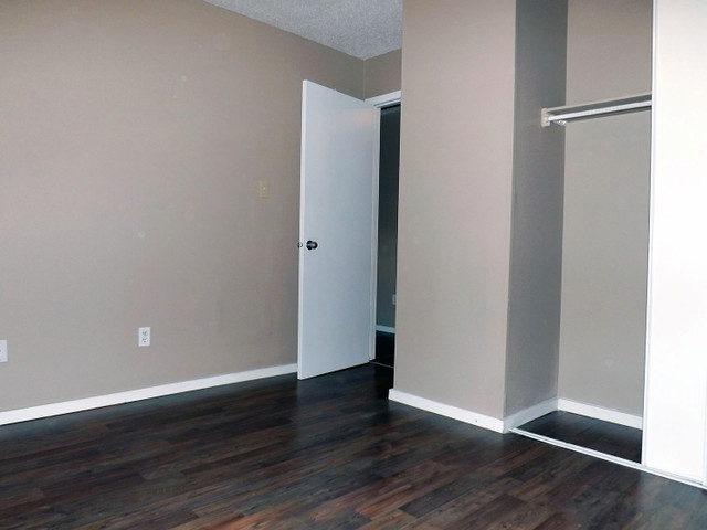 McDougall Apartment For Rent | Washington Court in Long Term Rentals in Edmonton - Image 2
