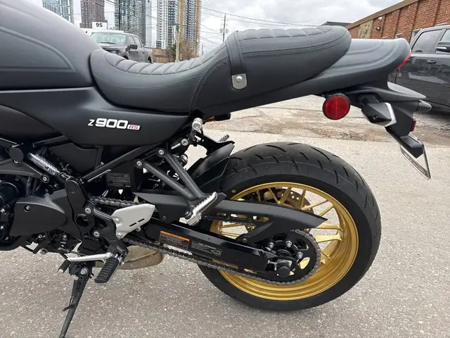 2025 Kawasaki Z900RS SE ~ Z900RS ~ SE EDITION ~ OHLINS ~ ONLY 91 in Street, Cruisers & Choppers in City of Toronto - Image 17