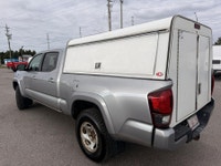 2018 TOYOTA TACOMA 4X4 DOUBLE CAB V6 TOW HITCH HEATED SEATS/MIRRORS ONLY $224.27 BI WEEKLY WITH $0 D... (image 5)