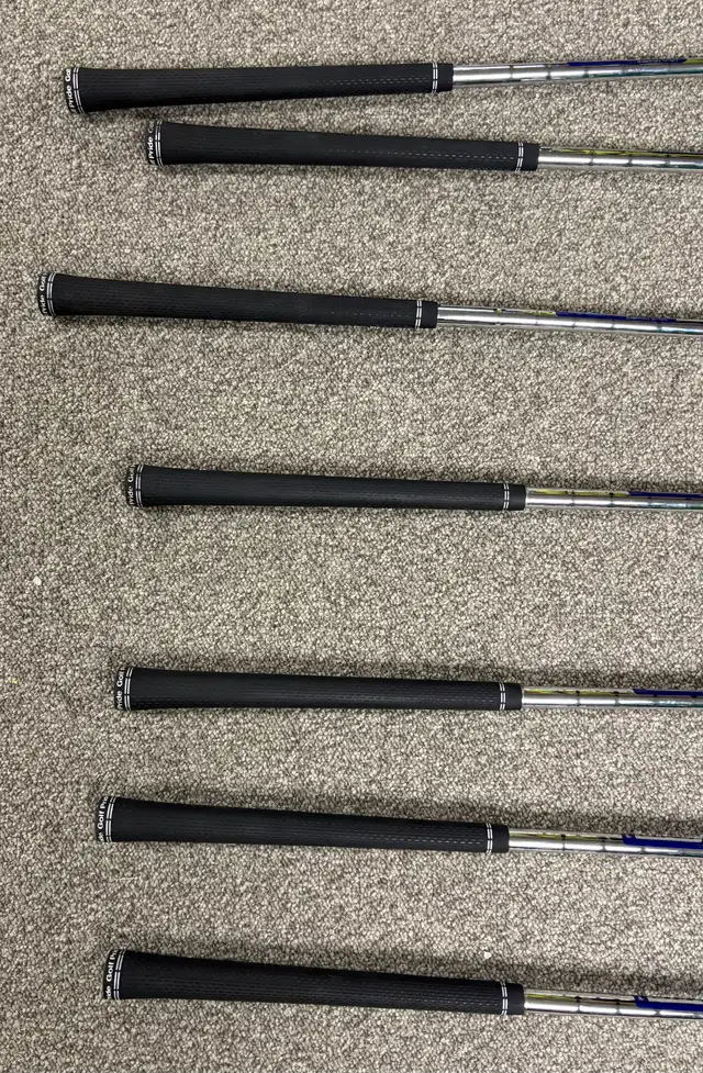 *SOLD* 7pc PING Golf Club Set with Bag in Golf in Ottawa - Image 5