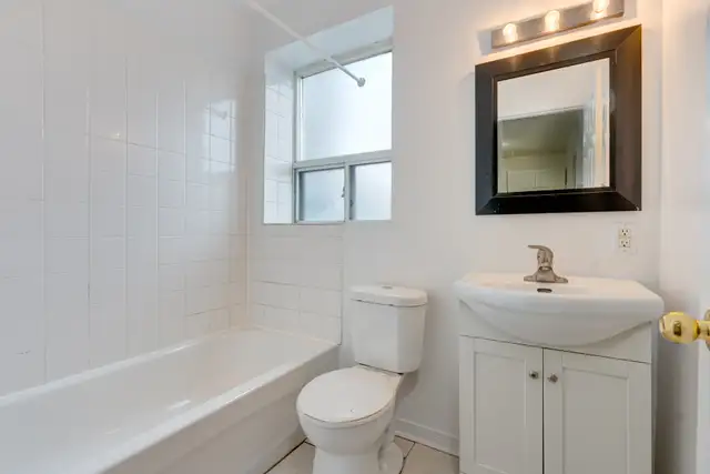 5 Greentree Court - 2 bedrooms Apartment for Rent in Long Term Rentals in City of Toronto - Image 3