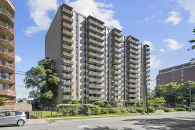 1 Month Free Rent Visit our Website: https://www.capreit.ca/apartments-for-rent/halifax-ns/the-macdo...
