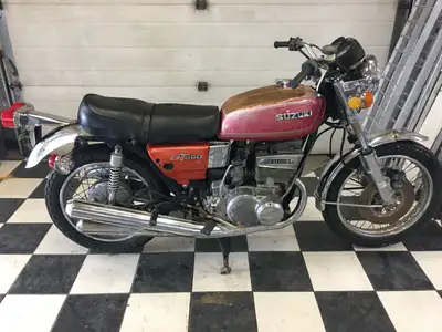 This is a fairly complete 1976 SUZUKI GT 550 project bike for sale for $1200. + gst The bike is bein...