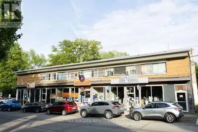UNIT 4 - 27 MAIN STREET St. Catharines (Port Dalhousie), Ontario