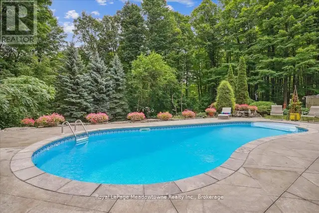5590 STEELES AVENUE W Milton, Ontario in Houses for Sale in Oakville / Halton Region - Image 41