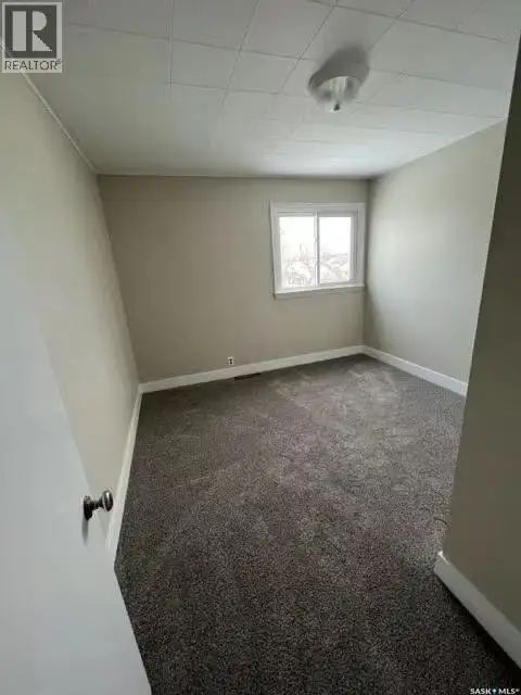 325 & 329 4th AVENUE SW Moose Jaw, Saskatchewan in Commercial & Office Space for Sale in Moose Jaw - Image 22