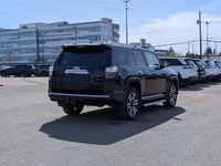 The pre-owned 2017 Toyota 4Runner Limited V6 in Midnight Black Metallic with a Graphite interior del... (image 6)