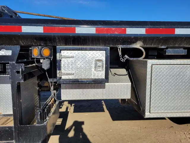 2013 WESTERN STAR 6900XD in Heavy Trucks in Saskatoon - Image 53