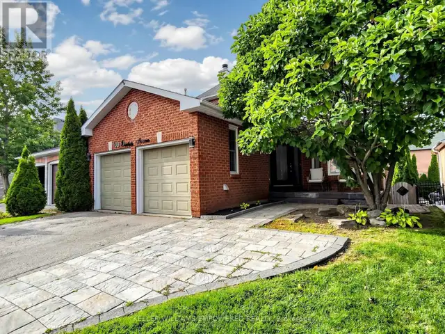 100 DAWLISH AVENUE Aurora (Aurora Highlands), Ontario