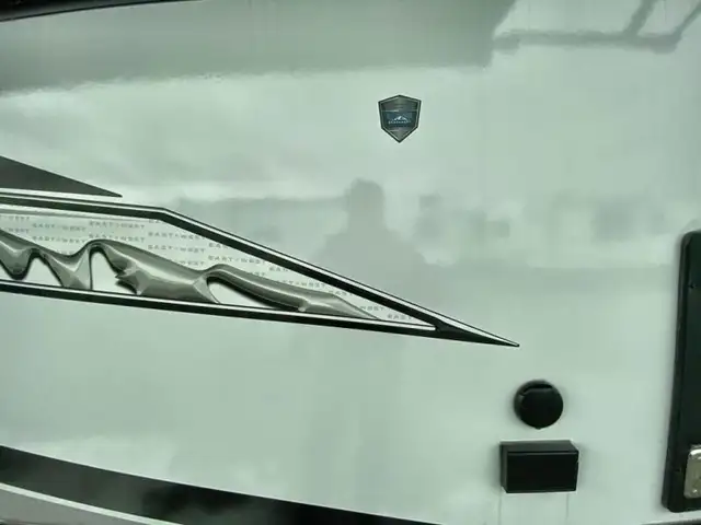 2025 EAST TO WEST Alta 3100KXT in Travel Trailers & Campers in Bedford - Image 16