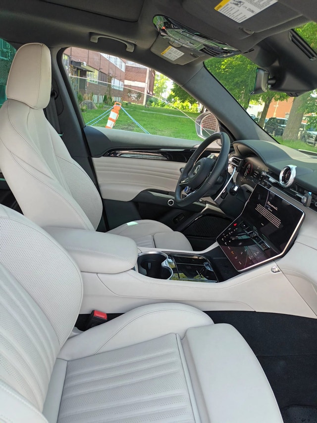 2024 Maserati Grecale GT – LEASE TRANSFER / TRANSFERT DE BAIL — photo 3