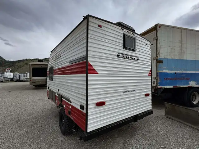 2026 ,Sun Lite,Sunset Park RV 13BD LTD in Travel Trailers & Campers in Kamloops - Image 3