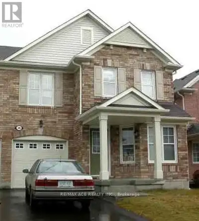 MAIN - 28 CHEETAH CRESCENT Toronto (Rouge), Ontario