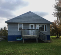 #104- 2 Bedroom Home in Rycroft $750. Available Now!