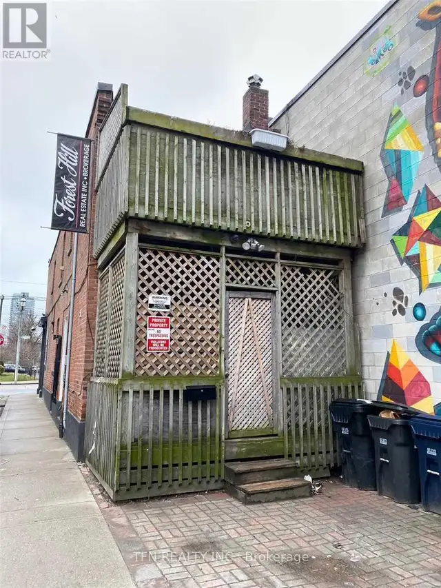 384 QUEEN STREET E Toronto (Regent Park), Ontario62863317753857122