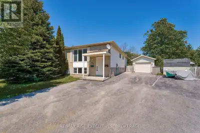 2 - 284 OWENS CRESCENT Kingston (East Gardiners Rd), Ontario