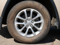 ... Safety Equipment Side Impact Beams Dual Stage Driver And Passenger Seat-Mounted Side Airbags Dua... (image 7)