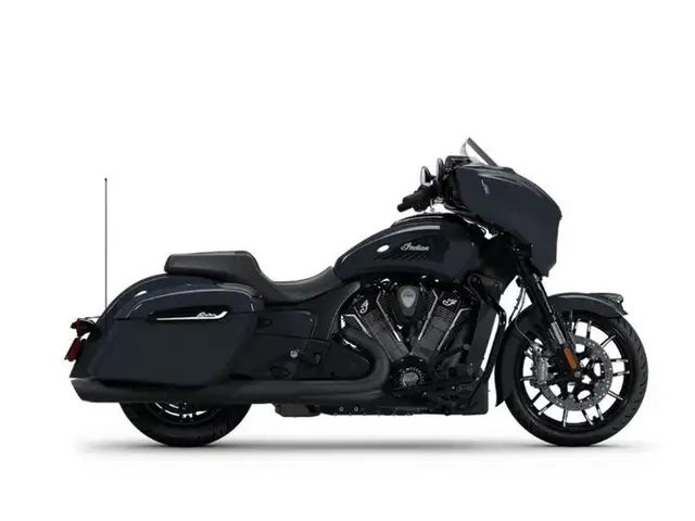2025 indian Chieftain PowerPlus Dark Horse 108 With PowerBand Au in Street, Cruisers & Choppers in Laval / North Shore - Image 2